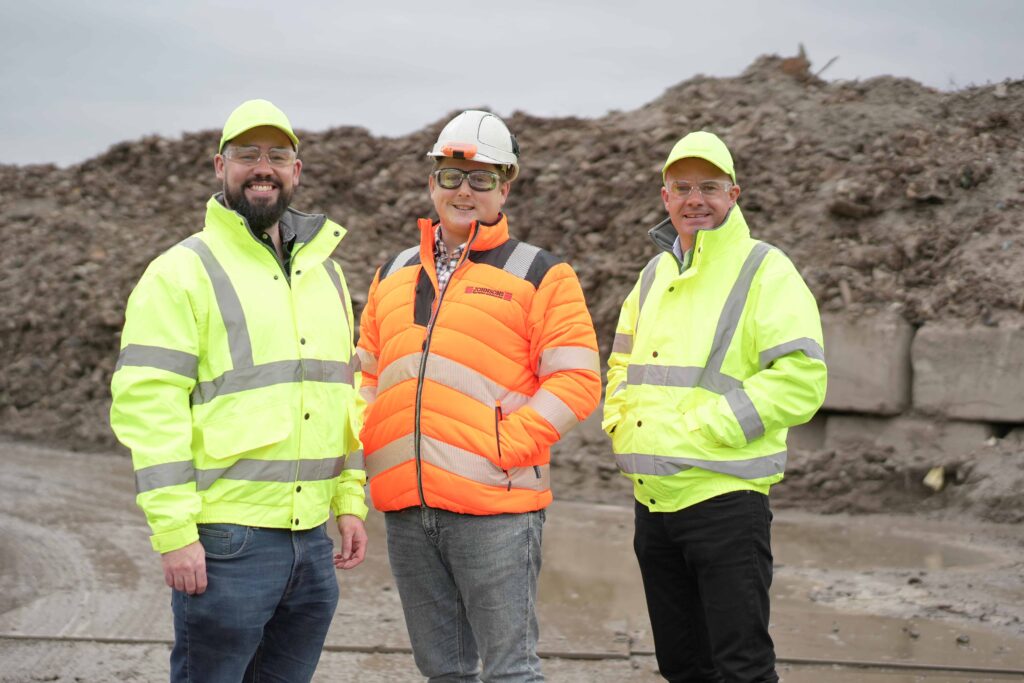 Johnsons Aggregates MP visit, on-site at the company's Derbyshire recycling facility