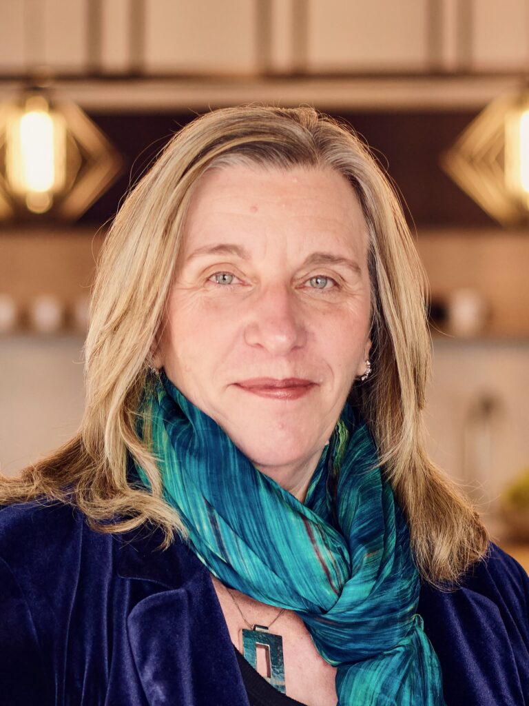 Nicki Thompson